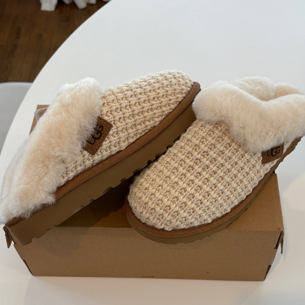 UGG Women's Knitted Cream and Tan Slippers